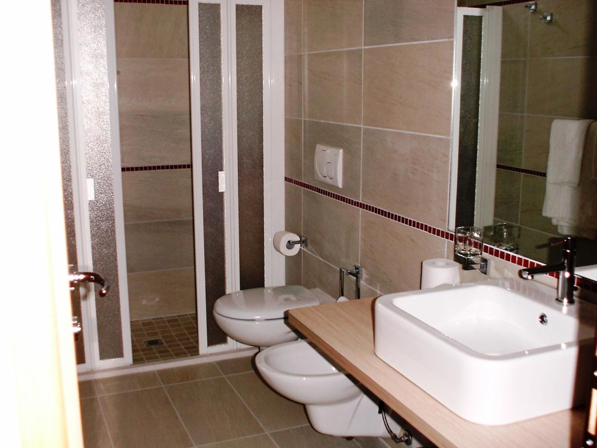 Hotel Capitol San Mauro Mare الغرفة الصورة