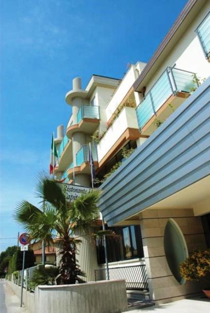 Hotel Capitol San Mauro Mare المظهر الخارجي الصورة