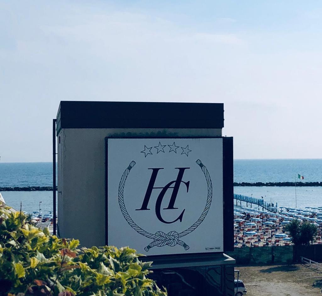 Hotel Capitol San Mauro Mare المظهر الخارجي الصورة