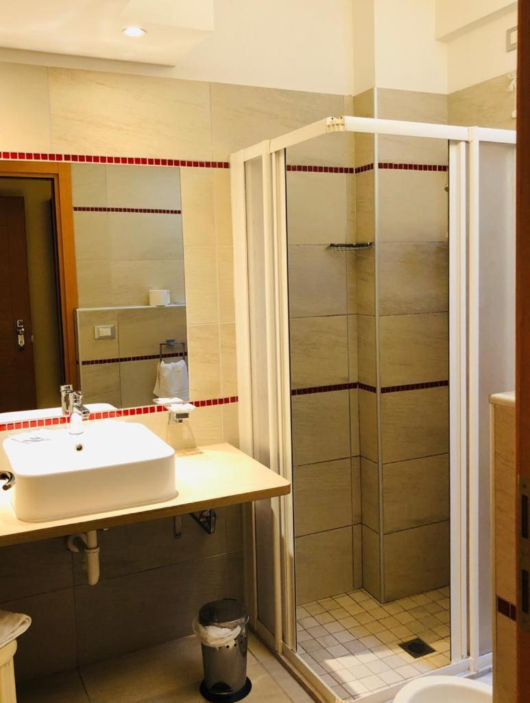 Hotel Capitol San Mauro Mare المظهر الخارجي الصورة