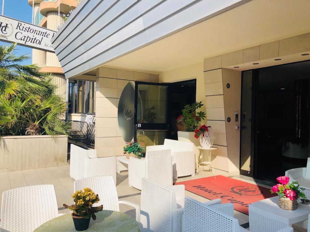 Hotel Capitol San Mauro Mare المظهر الخارجي الصورة