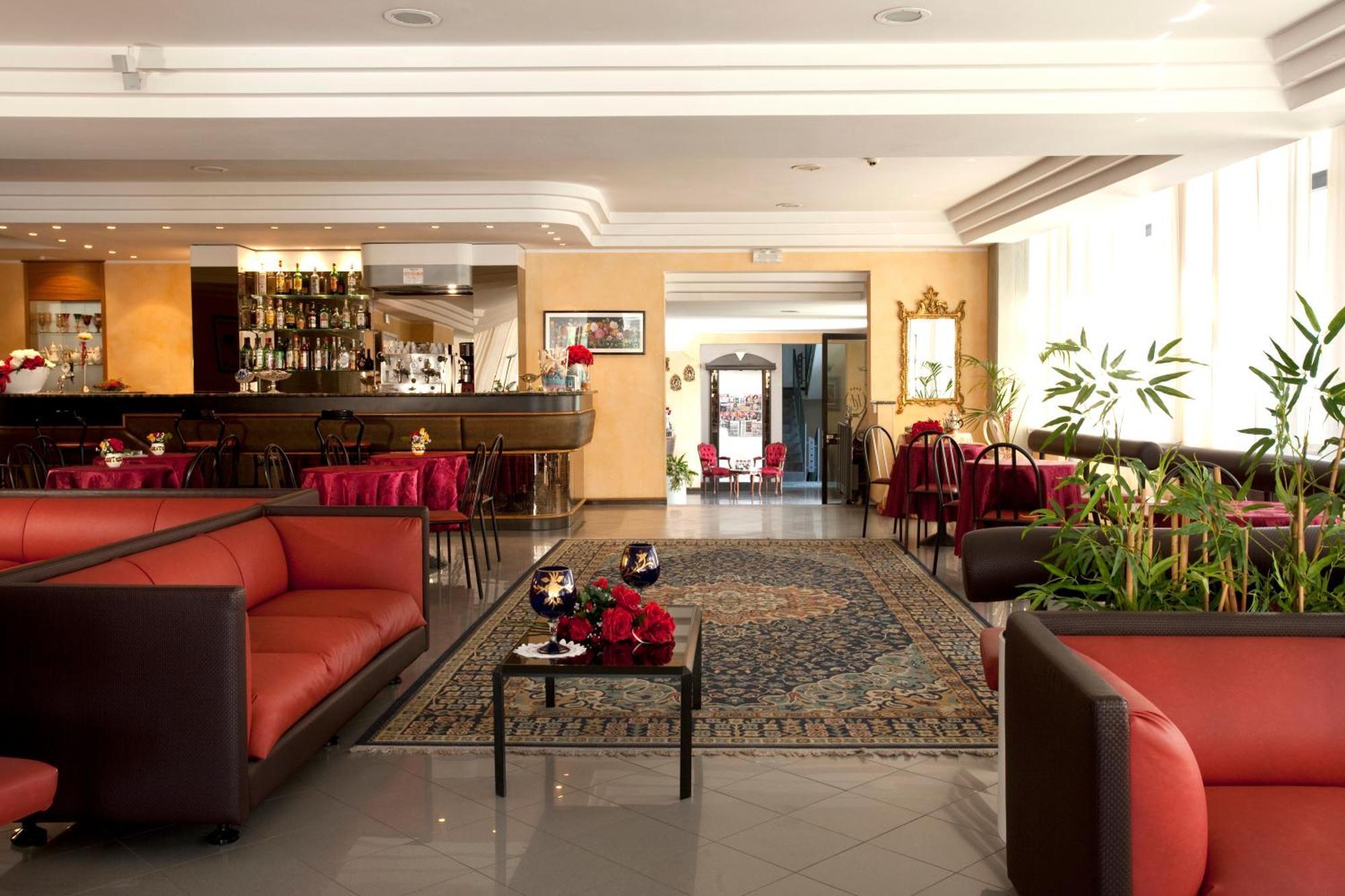 Hotel Capitol San Mauro Mare المظهر الخارجي الصورة